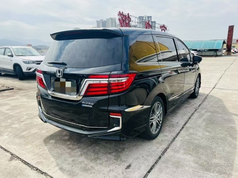 东莞20年本田艾力绅4