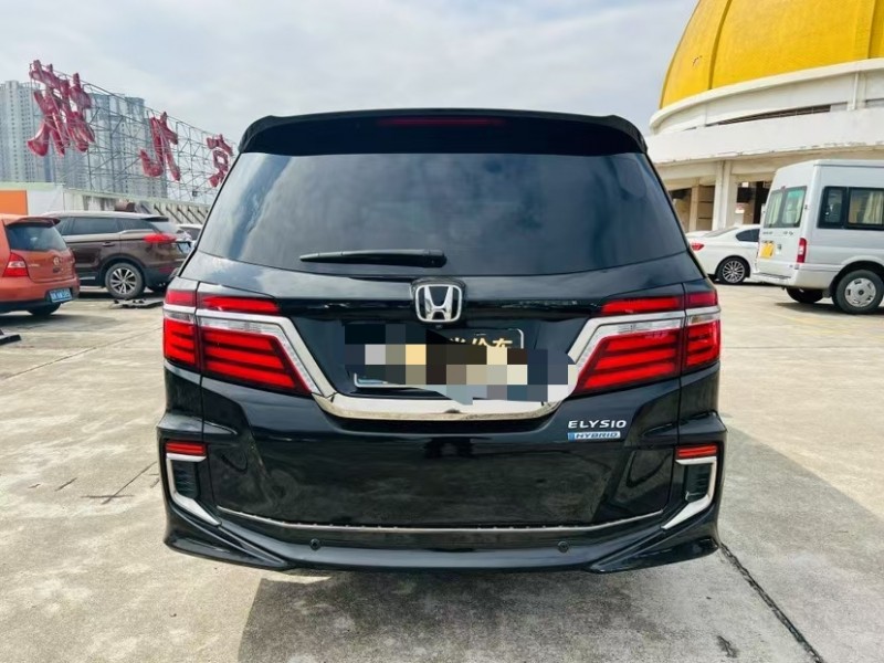 东莞20年本田艾力绅5