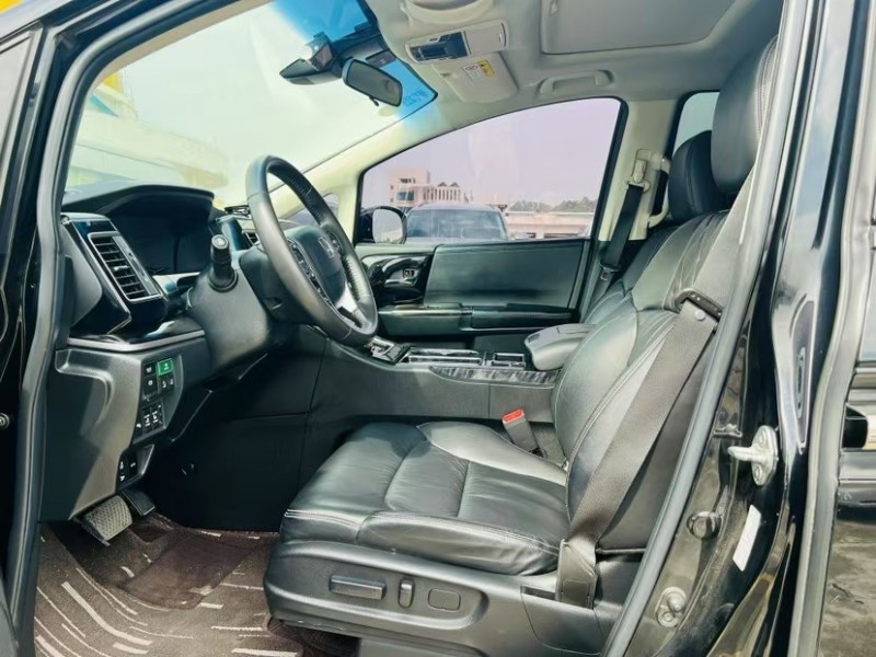 东莞20年本田艾力绅9