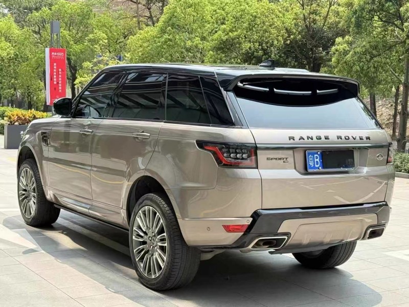 广州21年路虎发现7