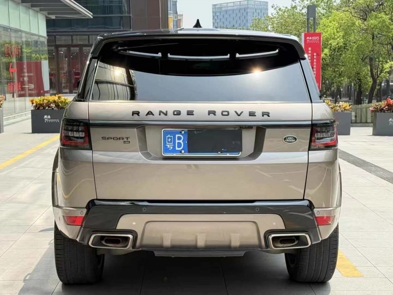 广州21年路虎发现9