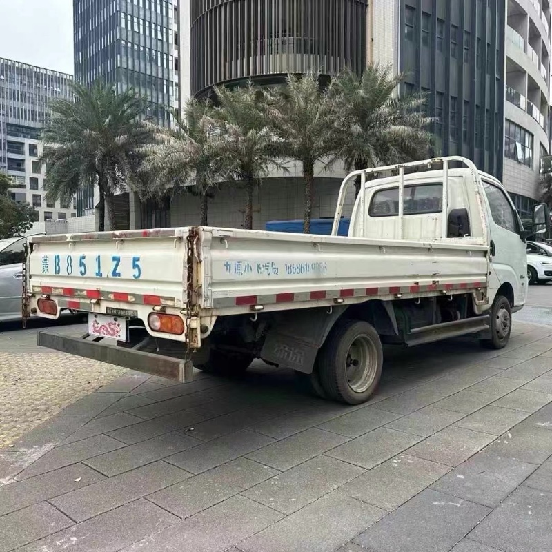 佛山19年飛碟箱貨貨車7
