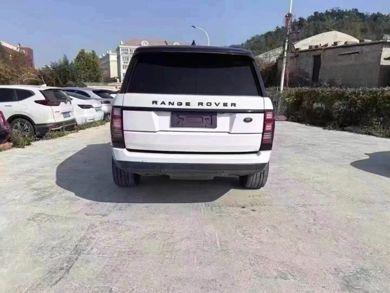 济宁18年路虎揽胜行政9