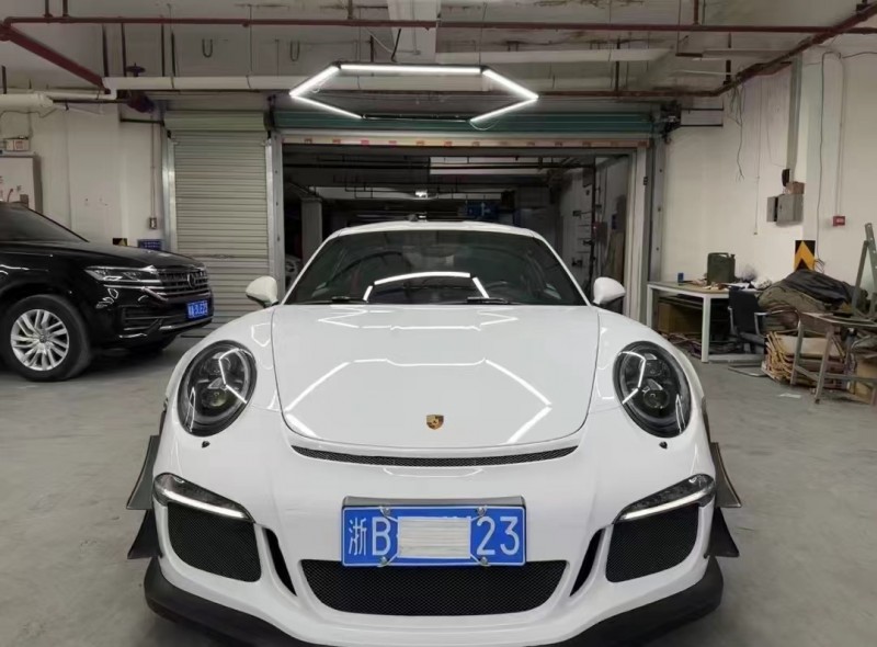 廣州17年保時捷9111