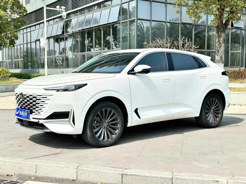 東莞22年長安汽車UNI3