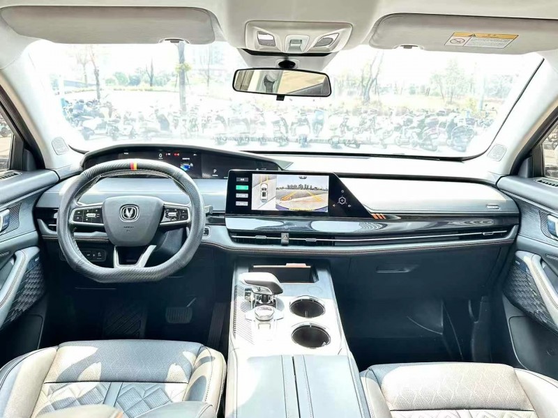 東莞22年長安汽車UNI5