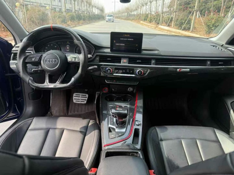 徐州17年奥迪A4L8