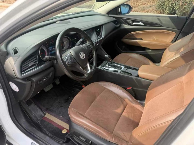 徐州19年别克君威7