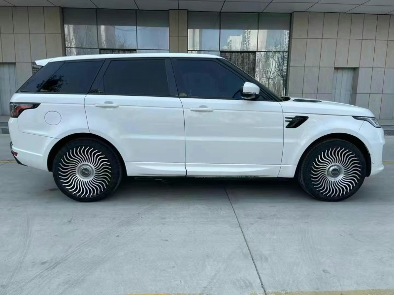 济宁14年路虎揽胜运动7