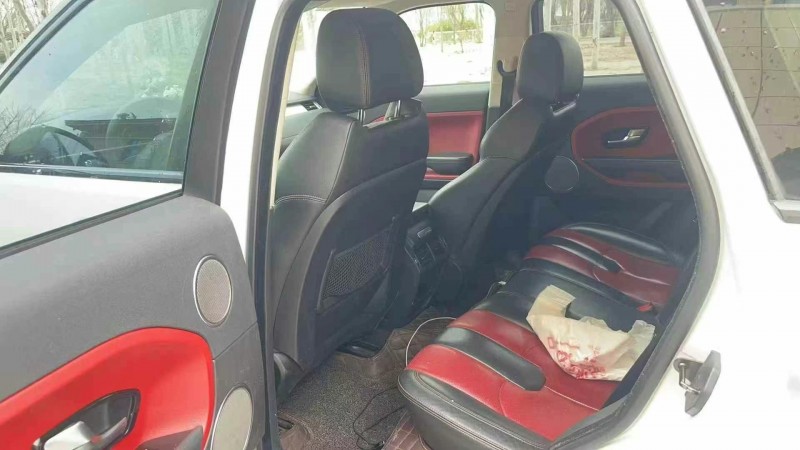 济宁15年路虎极光6