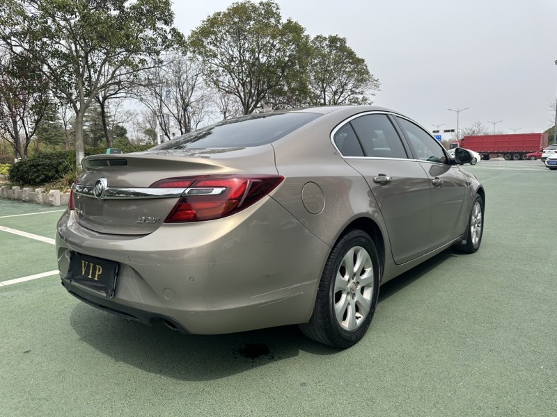 盐城16年别克君威8