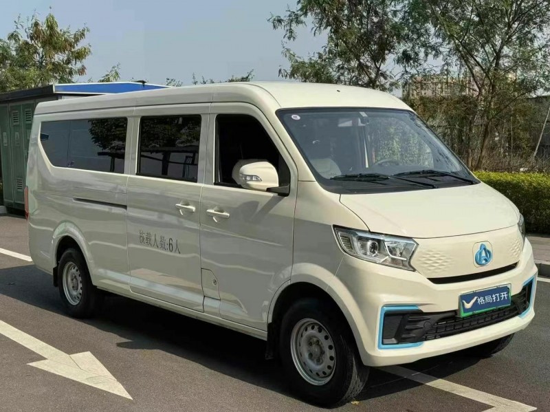 東莞24年長安汽車跨越2