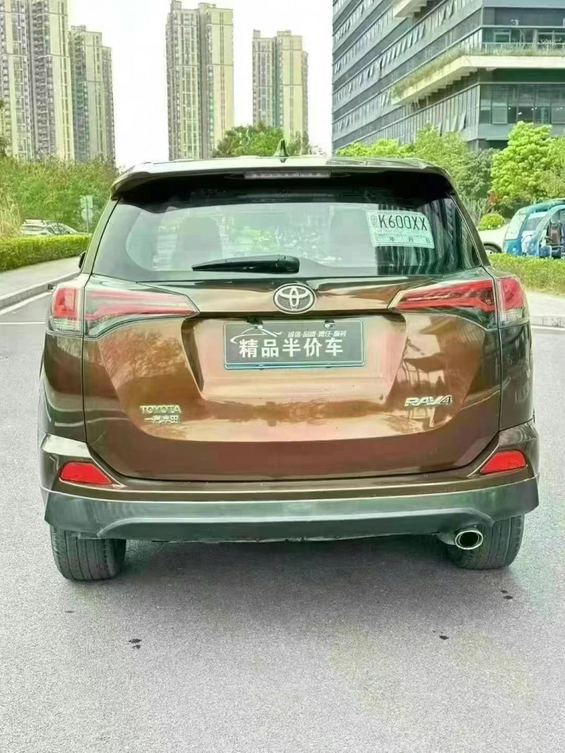 东莞19年丰田RAV4荣放9
