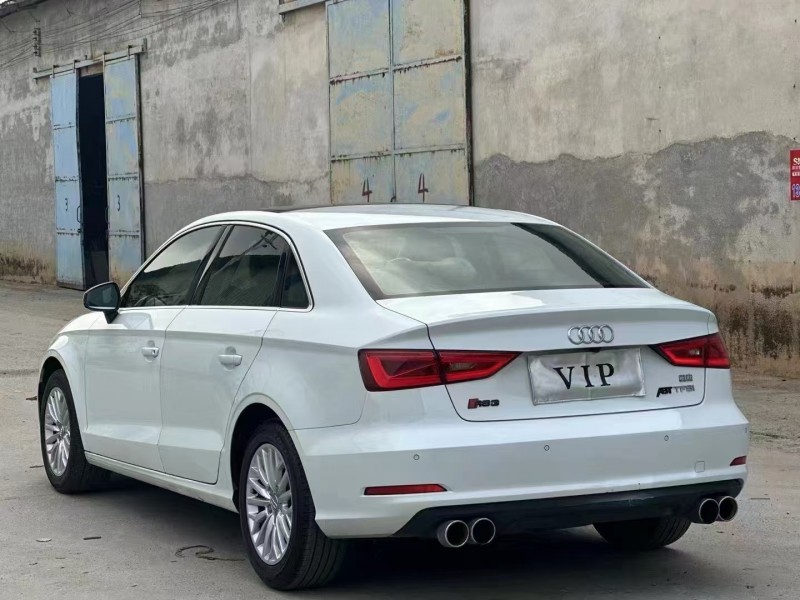 广州17年奥迪A33