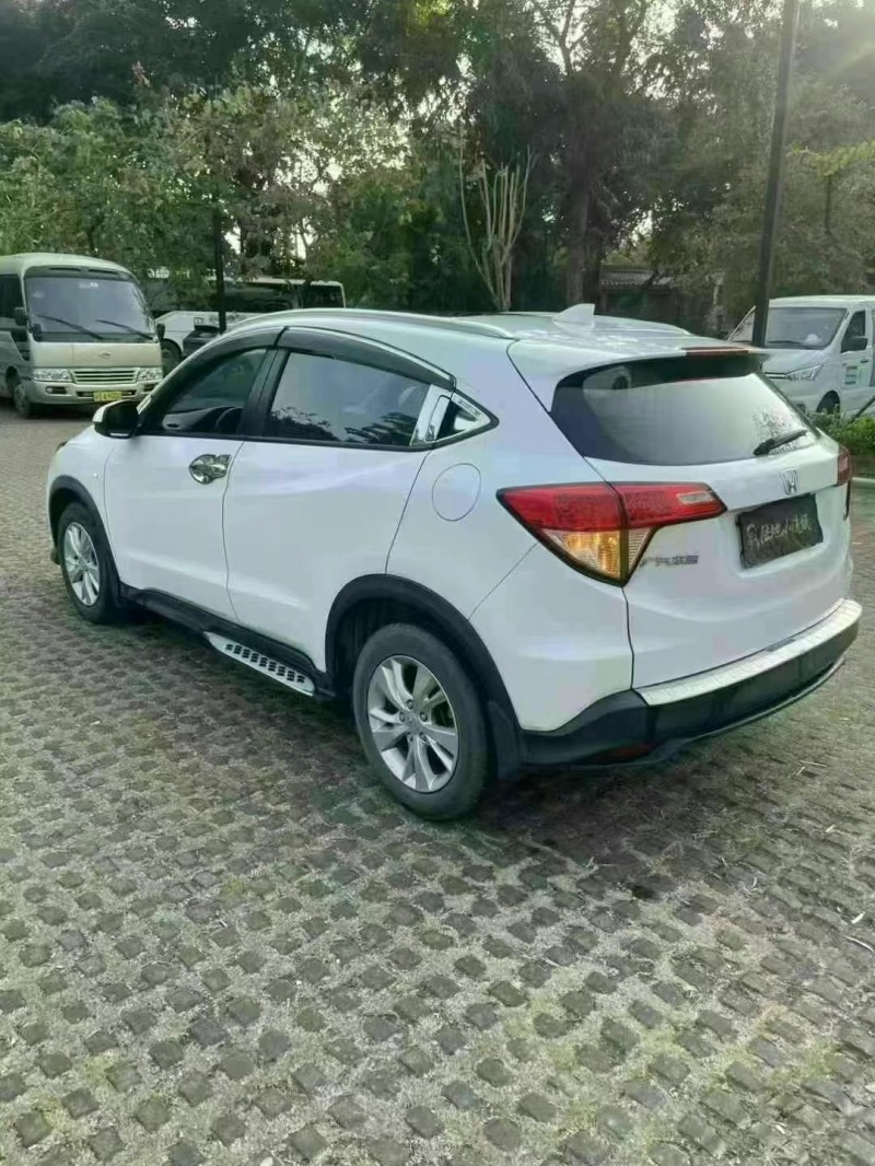 东莞20年本田缤智6