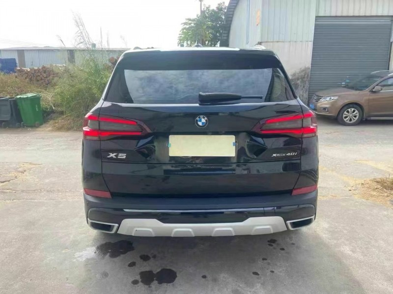 广州21年宝马X59