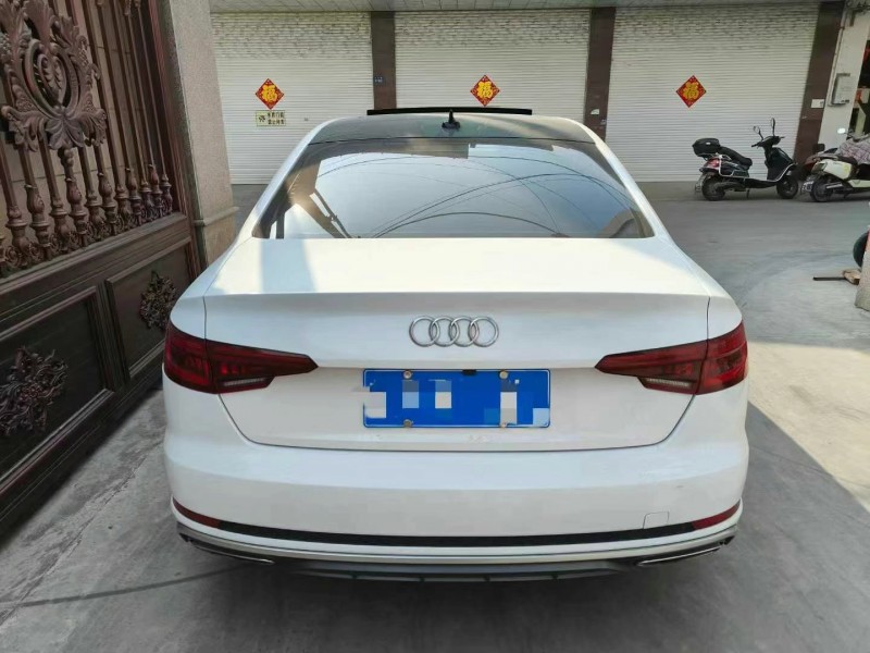 济宁19年奥迪A4L7