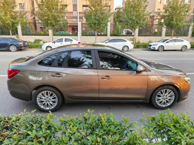 济宁15年别克英朗7