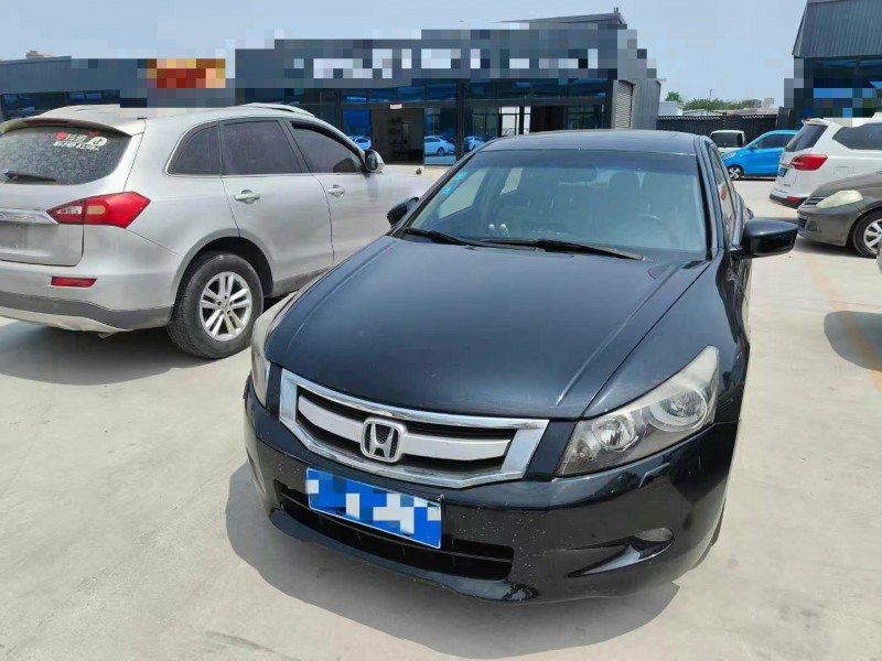 济宁10年本田雅阁1