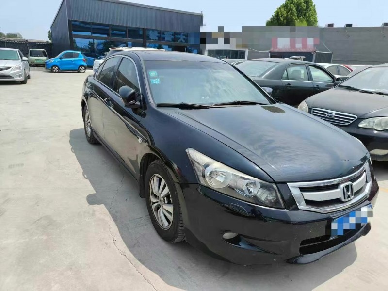 济宁10年本田雅阁2