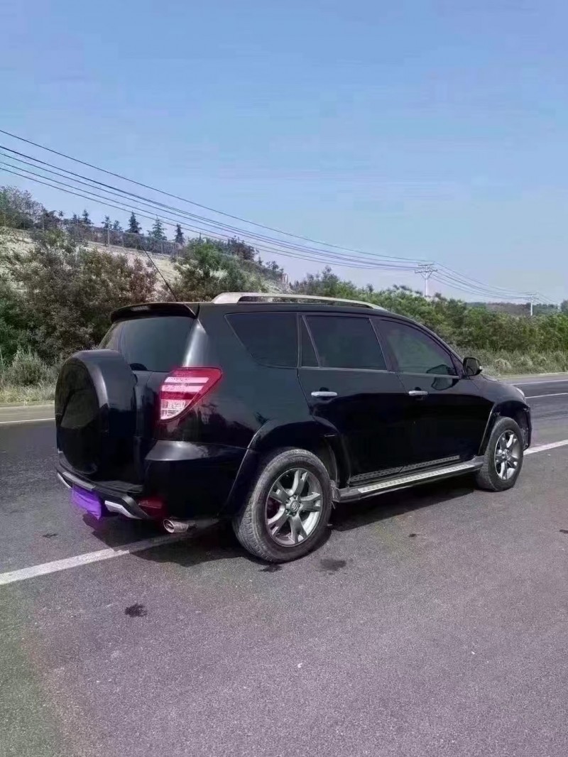 邯鄲13年豐田RAV43