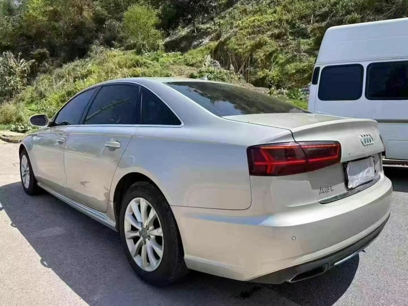 三明17年奧迪A6L7