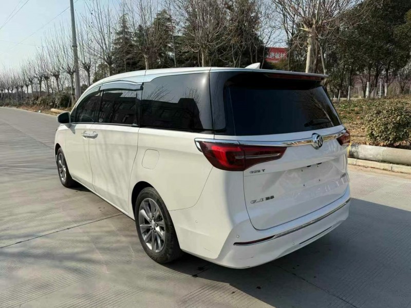 徐州22年别克GL86