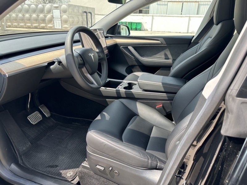 鹽城23年特斯拉MODEL Y4