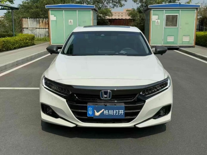 东莞22年本田雅阁1