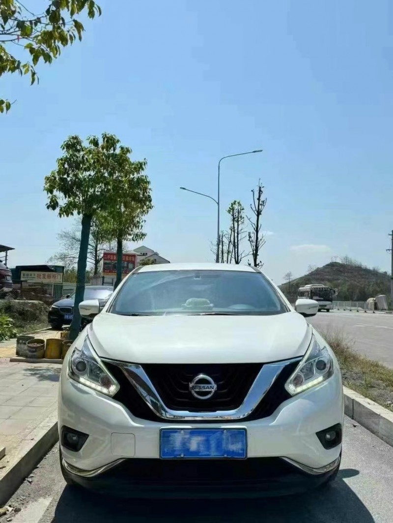 邵阳19年日产楼兰1