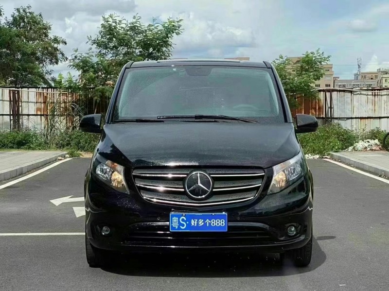 东莞21年奔驰威霆1