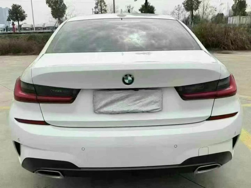 邵阳21年宝马3系9