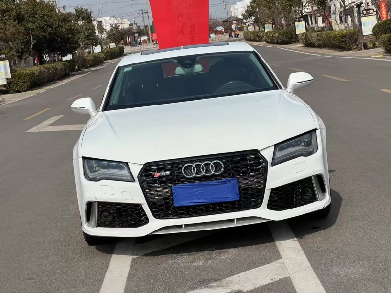 济宁14年奥迪A7L1