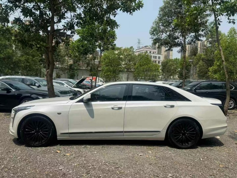 廣州20年凱迪拉克CT64