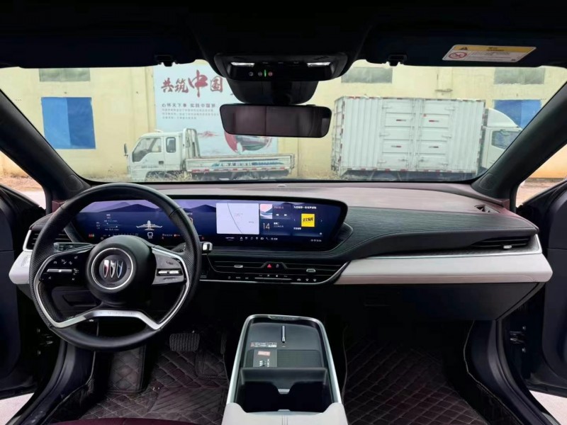 徐州23年别克君越6