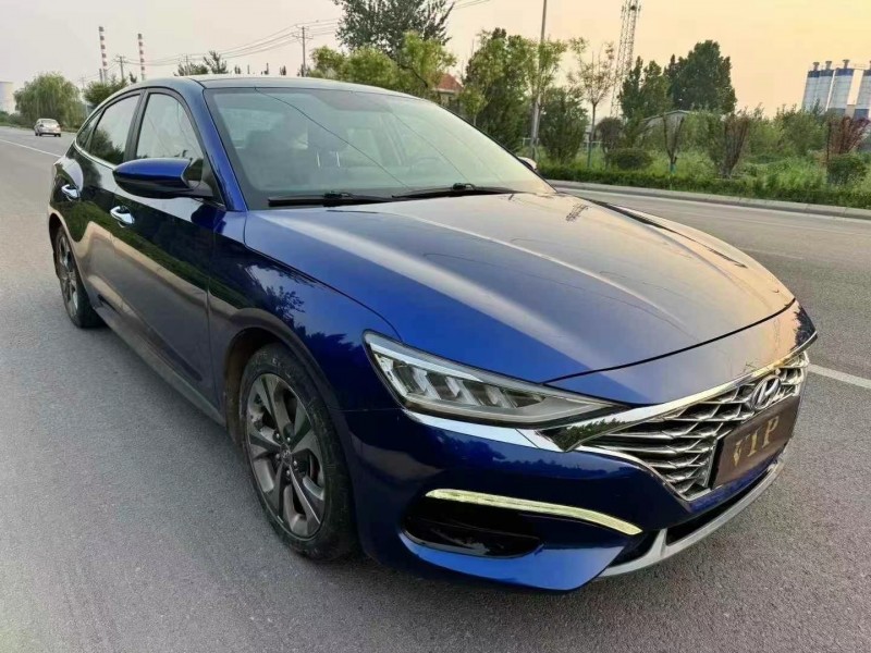 濟寧20年現代菲斯塔2