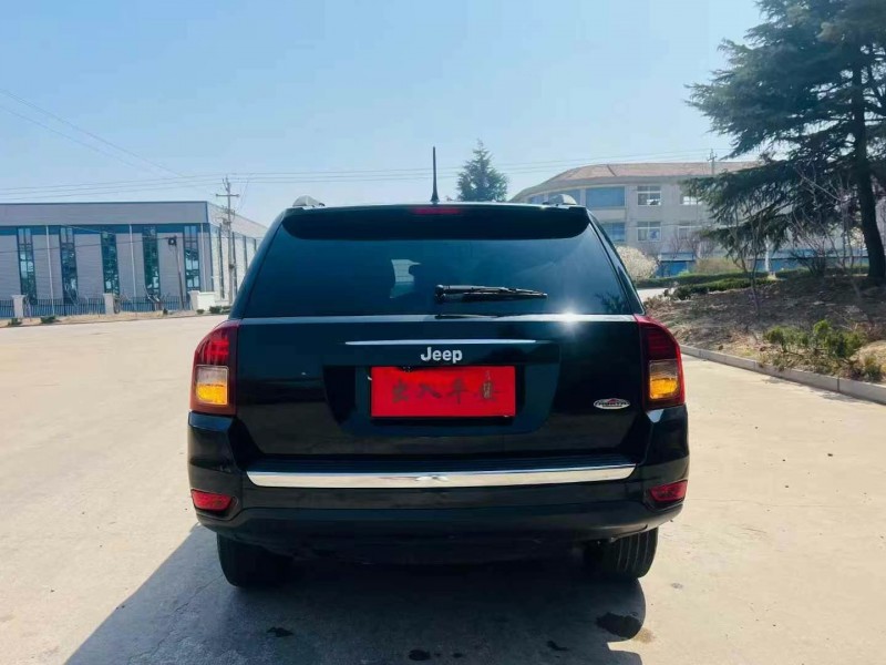 威海14年Jeep指南者9