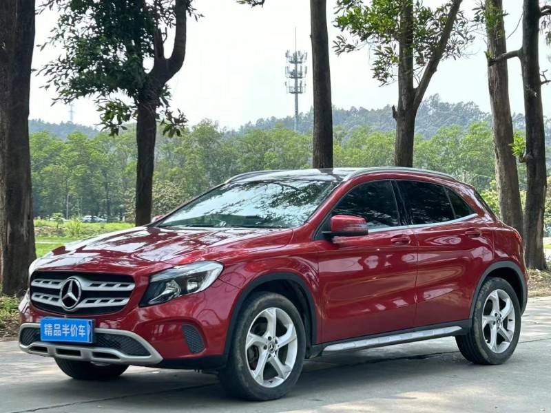 东莞16年奔驰GLA2