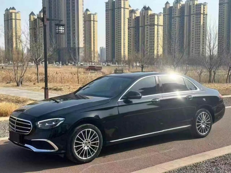 济宁21年奔驰E3