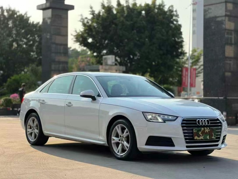 东莞17年奥迪A4L3