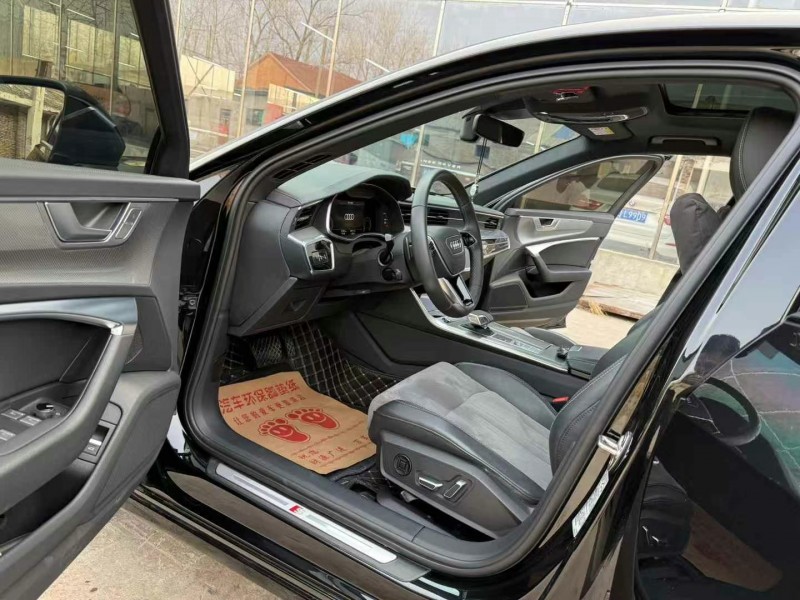 徐州23年奥迪A6L4