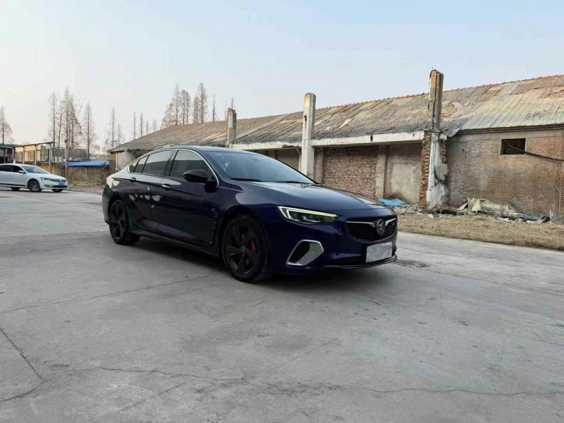 徐州19年别克君威3