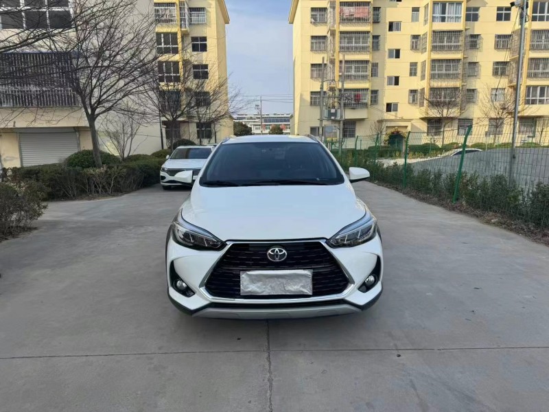 徐州22年丰田YARiS L 致炫1