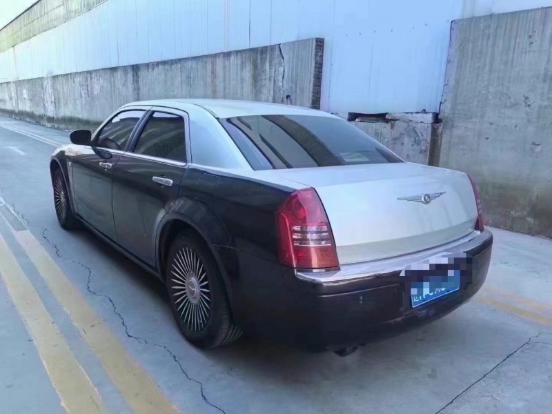 滄州07年克萊斯勒300C4