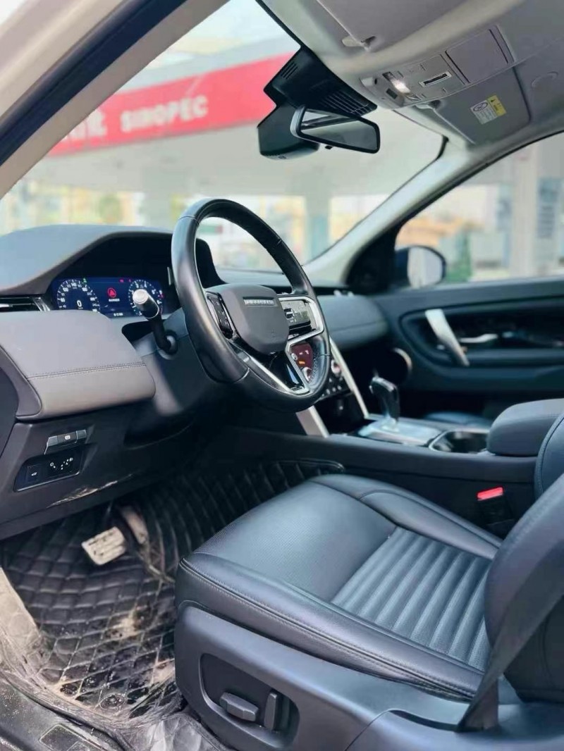 广州22年路虎发现7