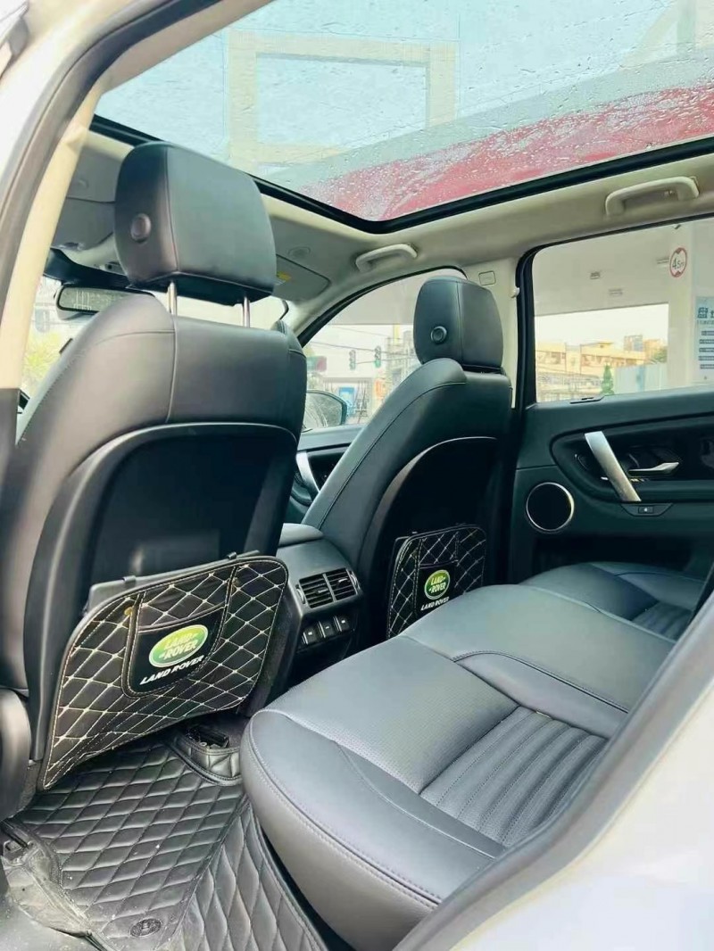 广州22年路虎发现8