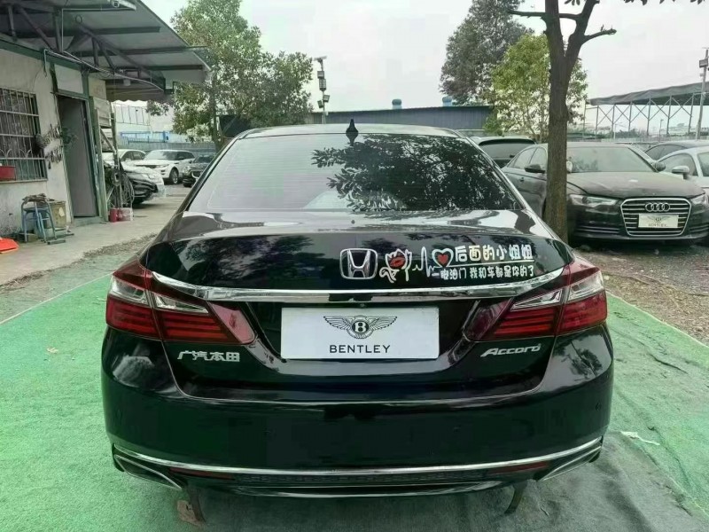 广州16年本田雅阁9