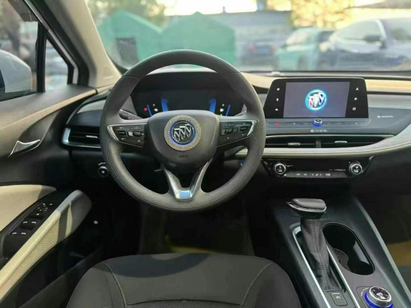 广州23年别克微蓝7