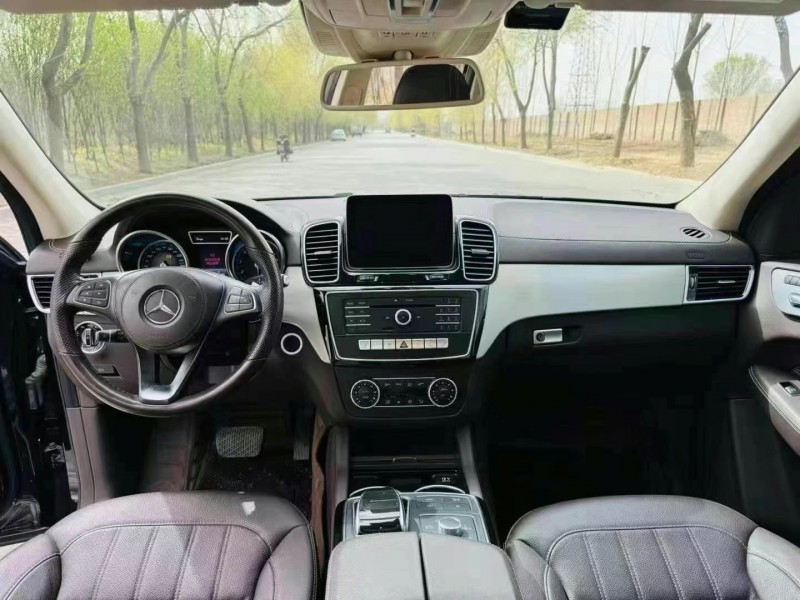 烟台19年奔驰GLS4