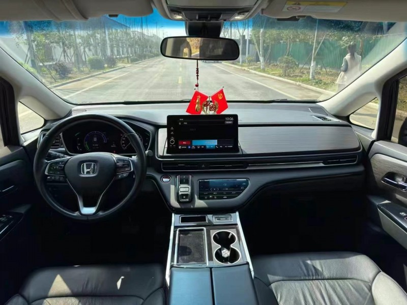 徐州22年本田艾力绅4